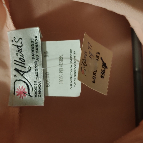 Pink blouse - Picture 2 of 2